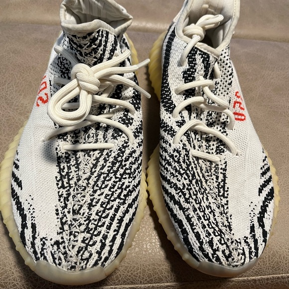 Yeezy boost 350 size 8.5 in good condition zebra color - Picture 1 of 13